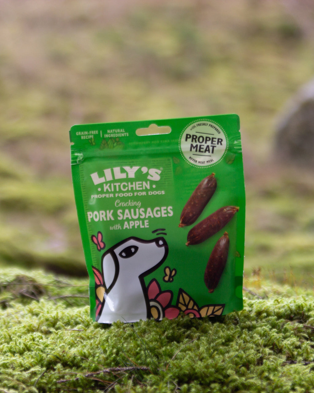 Lily´s kitchen köttgodisar Pork sausages with apple europeiska