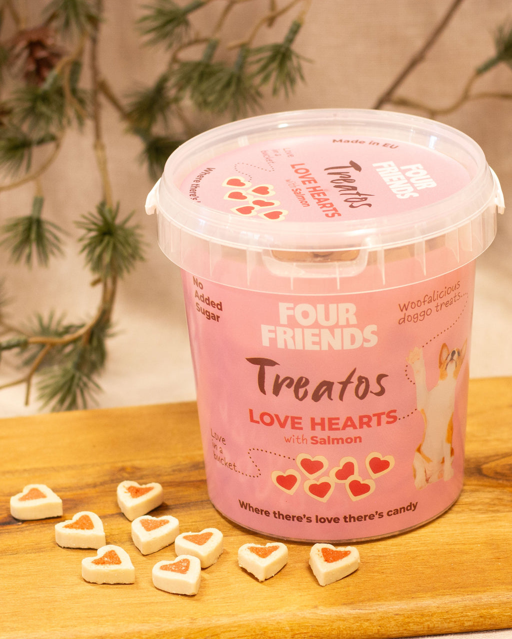 Four Friends Treatos Love hearts